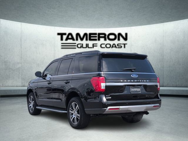Used 2023 Ford Expedition XLT image 3