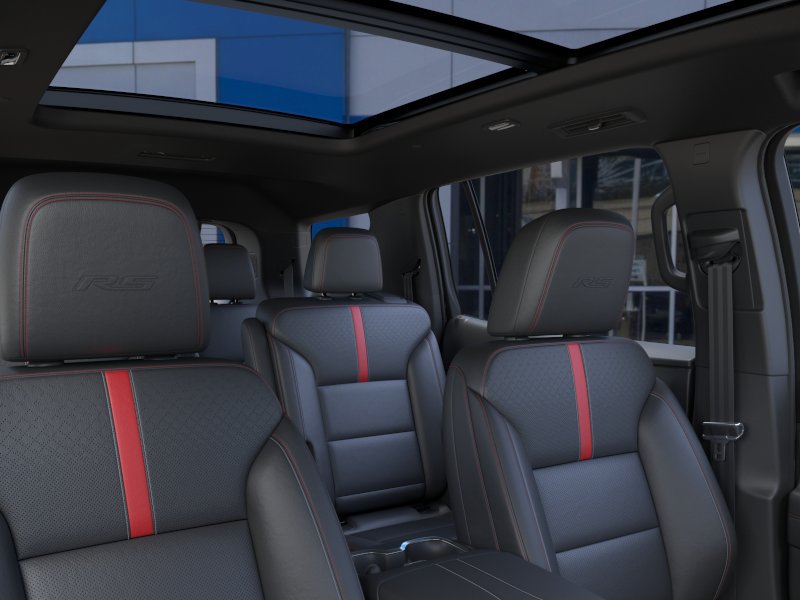 New 2027 Chevrolet Traverse RS w/ LPO, Floor Liner Package FWD image 24