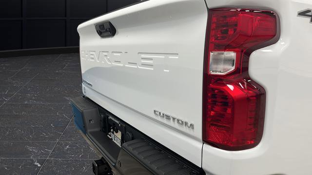 New 2026 Chevrolet Silverado 2500 Custom w/ Custom Value Package image 32