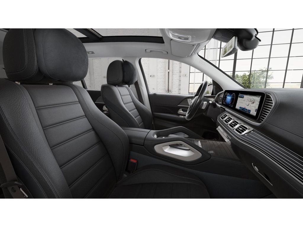 New 2026 Mercedes-Benz GLS 450 4MATIC image 4
