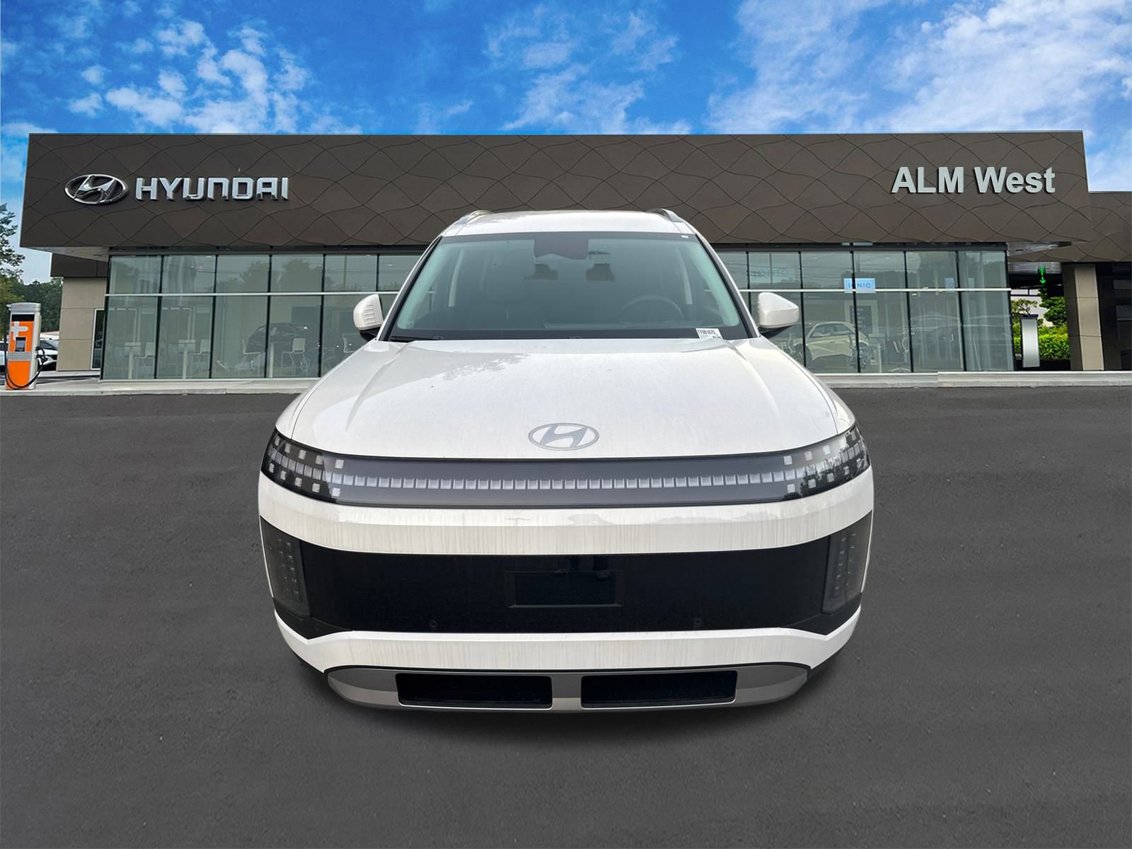 New 2026 Hyundai Ioniq 9 SE AWD/4WD image 2