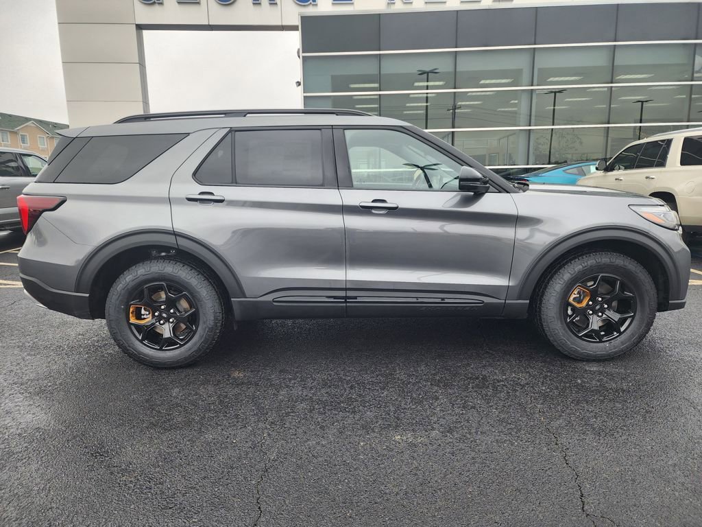 New 2026 Ford Explorer Tremor w/ Tremor Convenience Package image 9