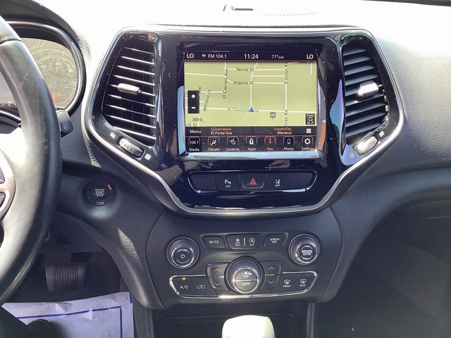 Used 2020 Jeep Cherokee High Altitude image 17