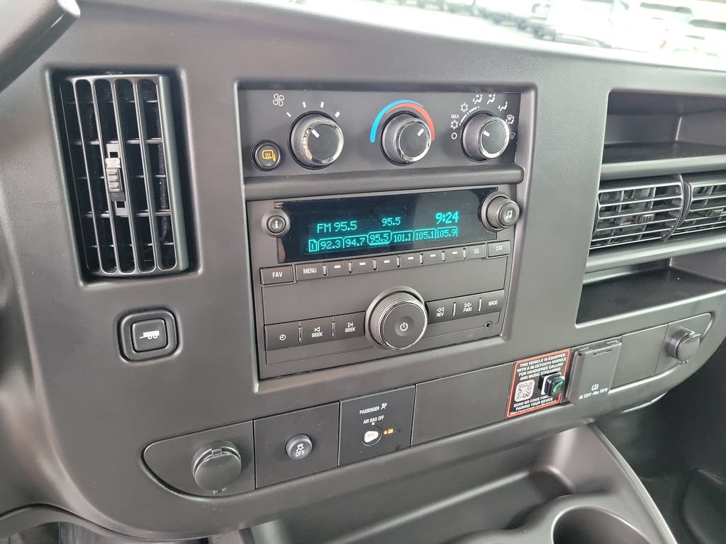 New 2026 Chevrolet Express 2500 w/ Driver Convenience Package RWD image 6