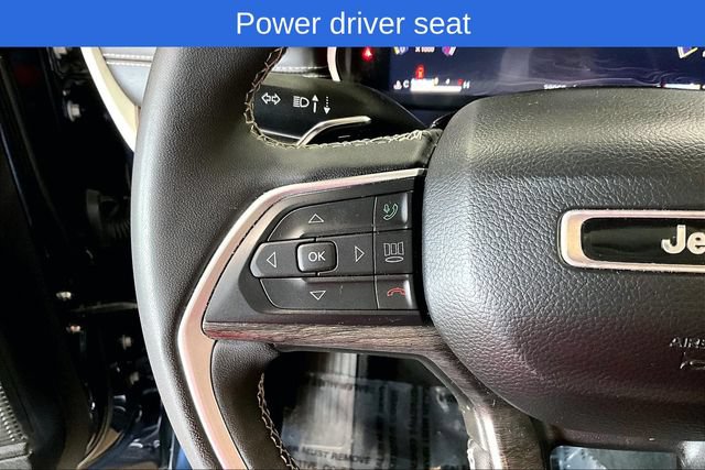 Used 2023 Jeep Grand Cherokee L Limited AWD/4WD image 14