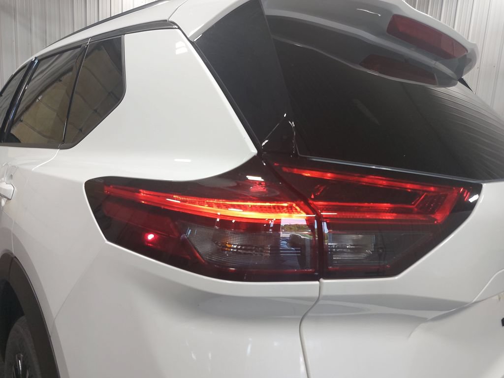 New 2026 Nissan Rogue Dark Armor AWD/4WD image 35