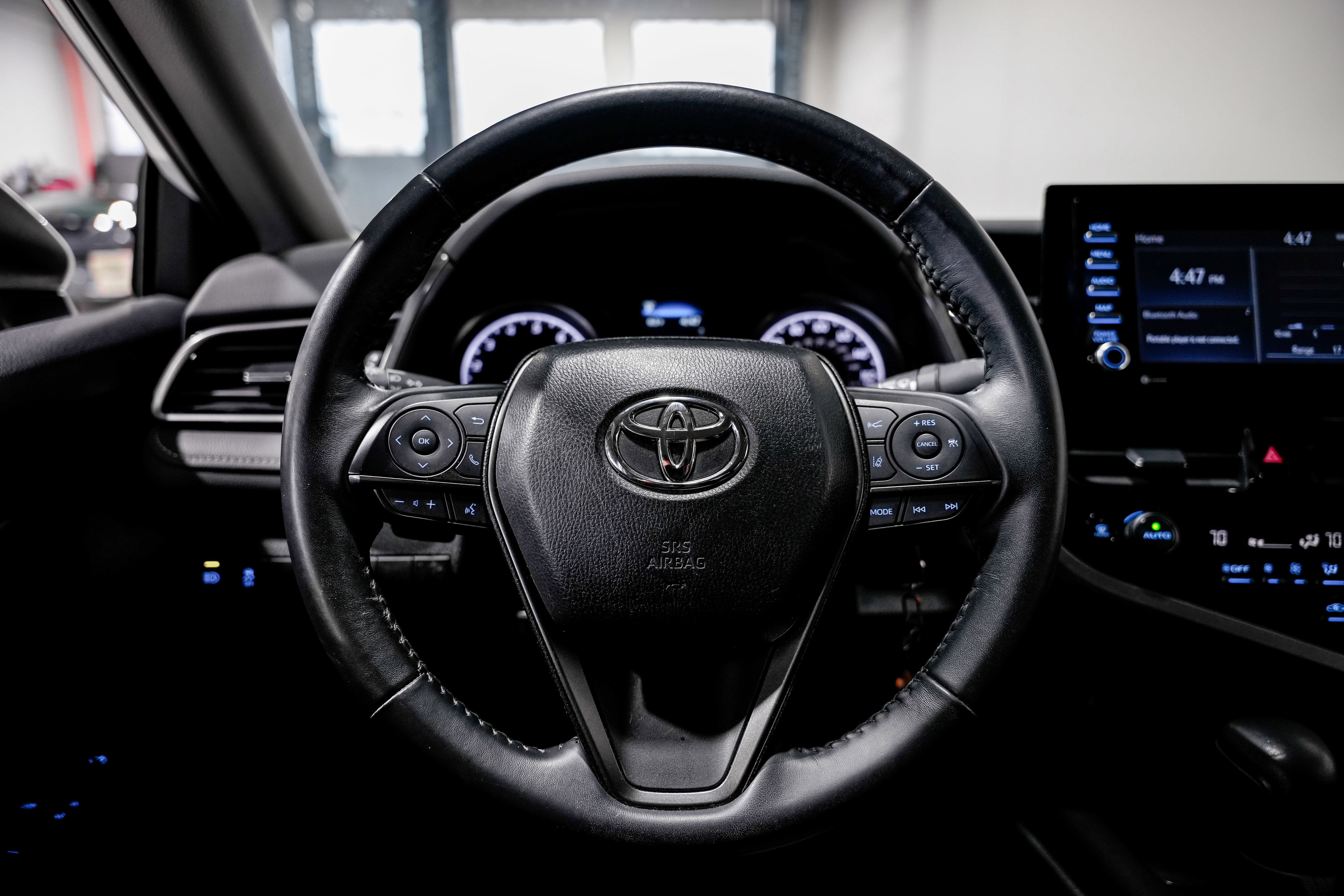 Used 2024 Toyota Camry SE FWD image 10