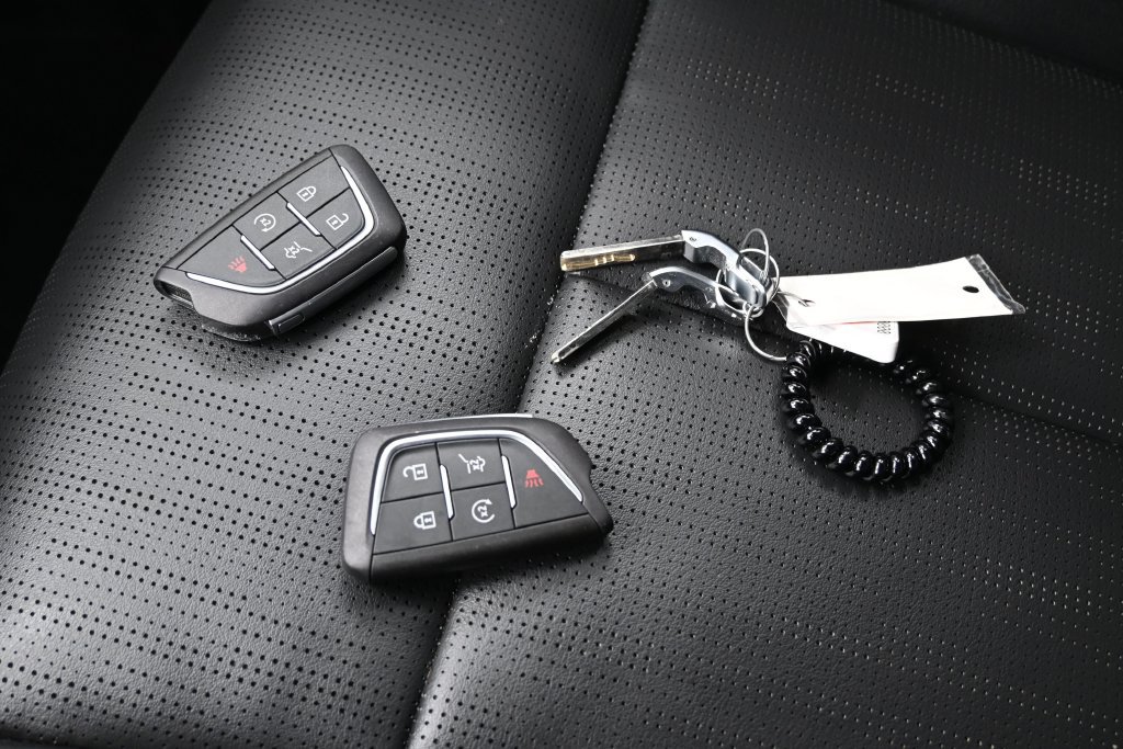 Used 2024 Cadillac Lyriq Sport AWD/4WD image 25