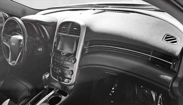 Used 2016 Chevrolet Malibu LTZ image 18