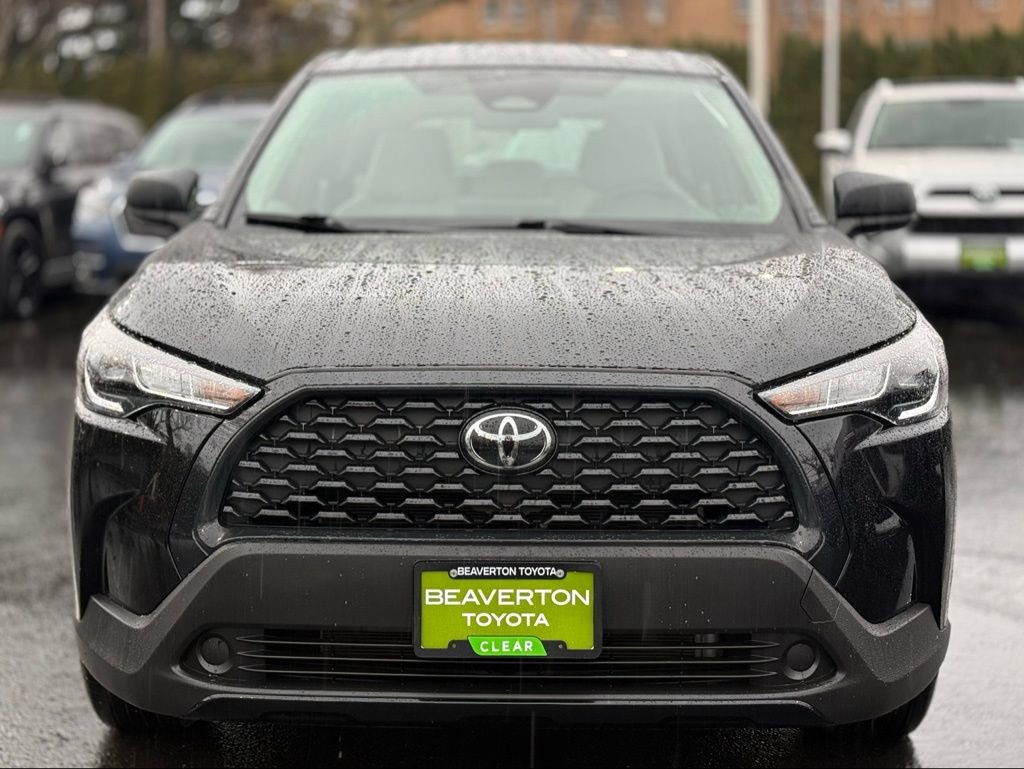 Used 2023 Toyota Corolla Cross L image 7