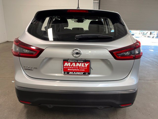 Used 2021 Nissan Rogue Sport S FWD image 4