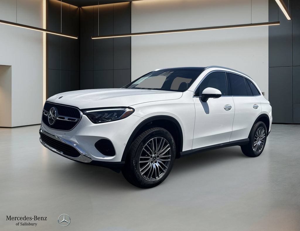 Used 2026 Mercedes-Benz GLC 300 4MATIC image 1