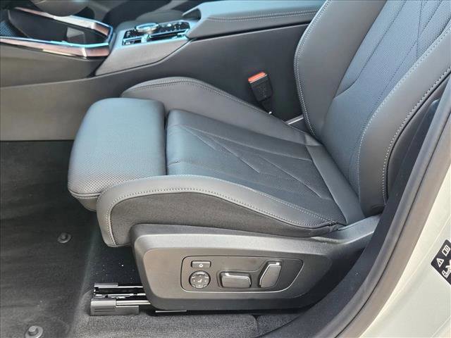 Used 2026 BMW X3 xDrive30 w/ Premium Package AWD/4WD image 4
