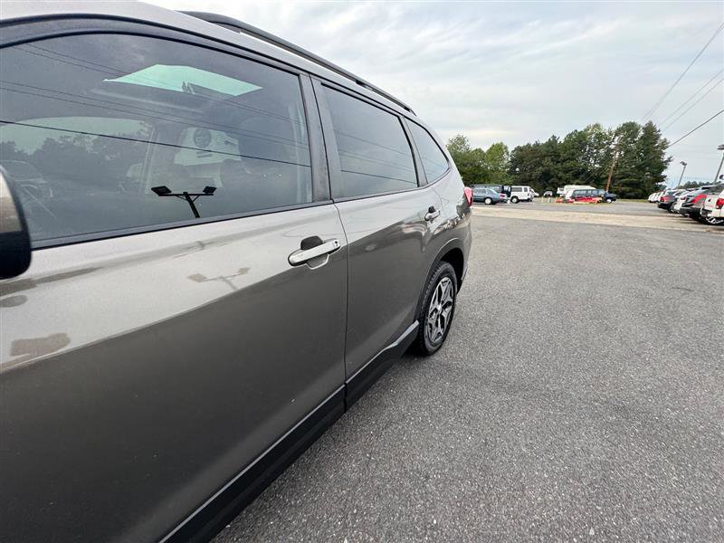 Used 2020 Subaru Forester Premium image 15