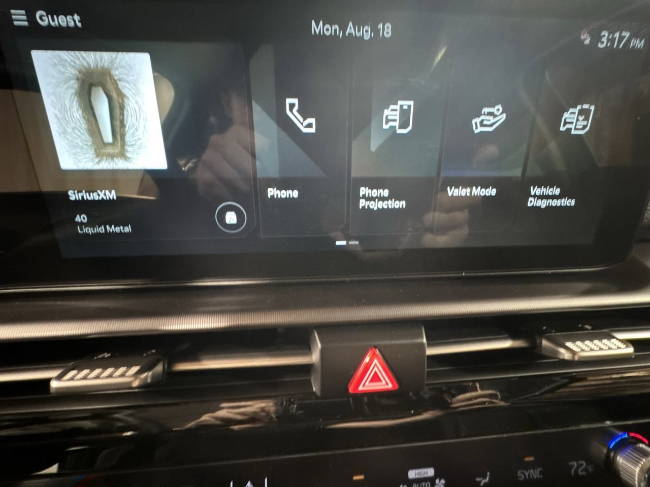 New 2026 Kia Sportage EX w/ EX Panorama Roof Package image 23