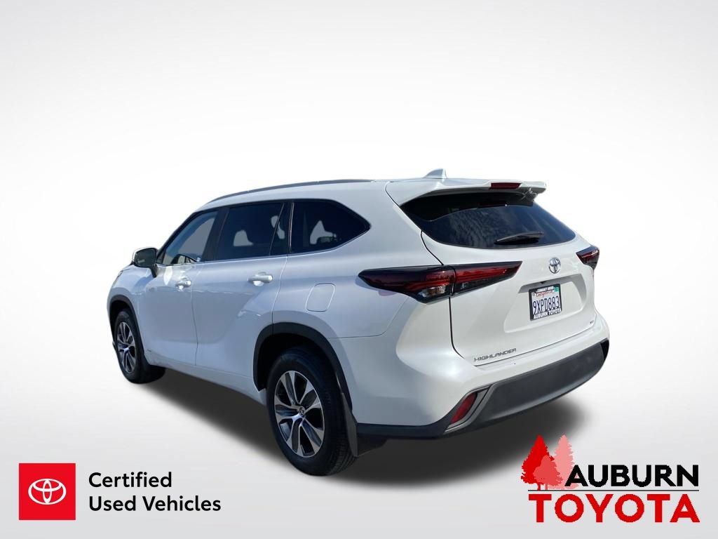 Certified 2026 Toyota Highlander XLE AWD/4WD image 6