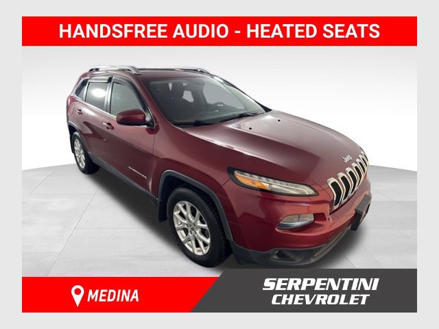 Used 2015 Jeep Cherokee Latitude w/ Cold Weather Group AWD/4WD image 1