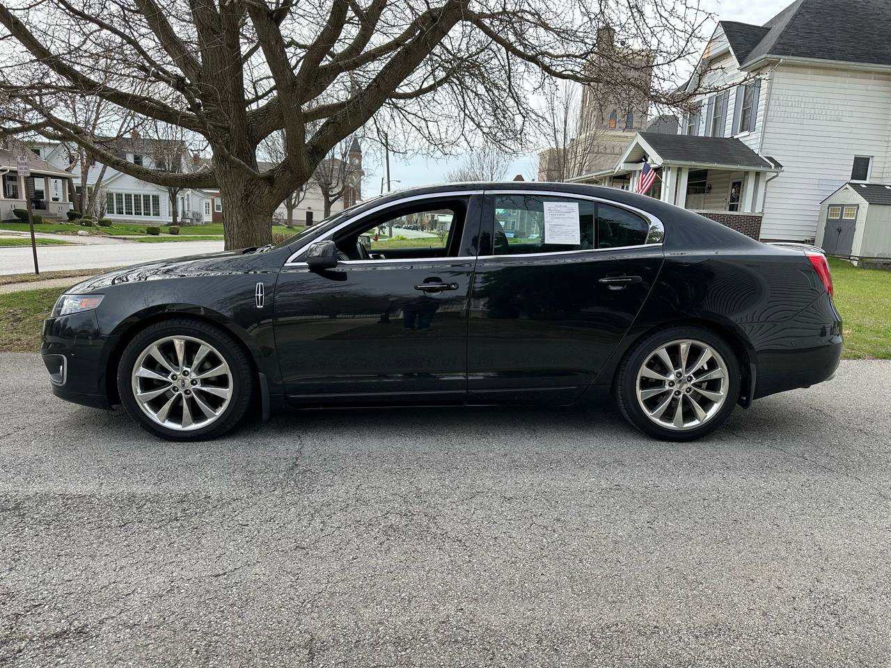 Used 2011 Lincoln MKS AWD w/ 201A Rapid Spec Order Code image 4