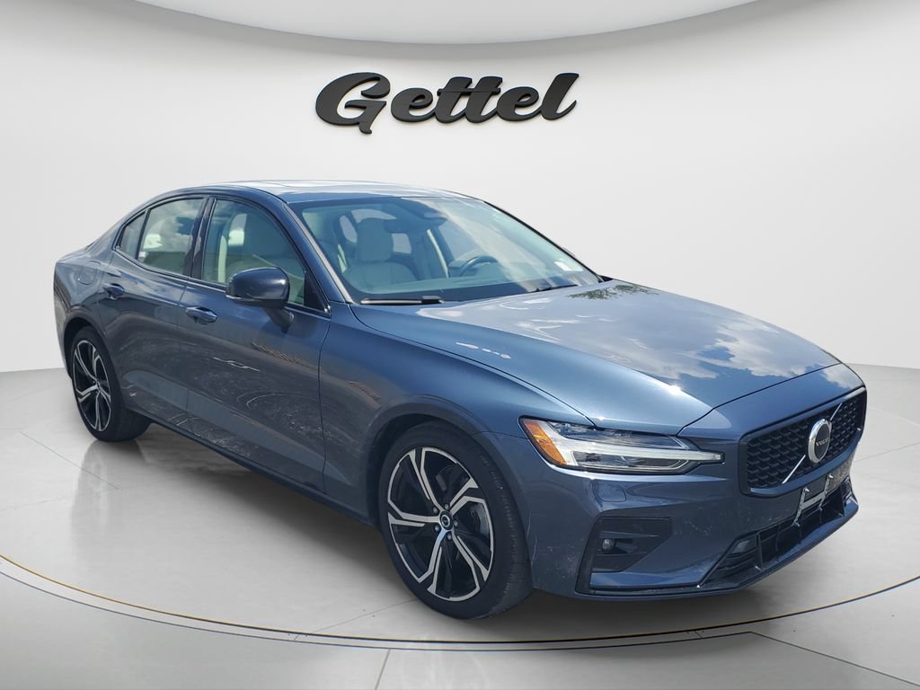Used 2024 Volvo S60 B5 Core FWD image 11