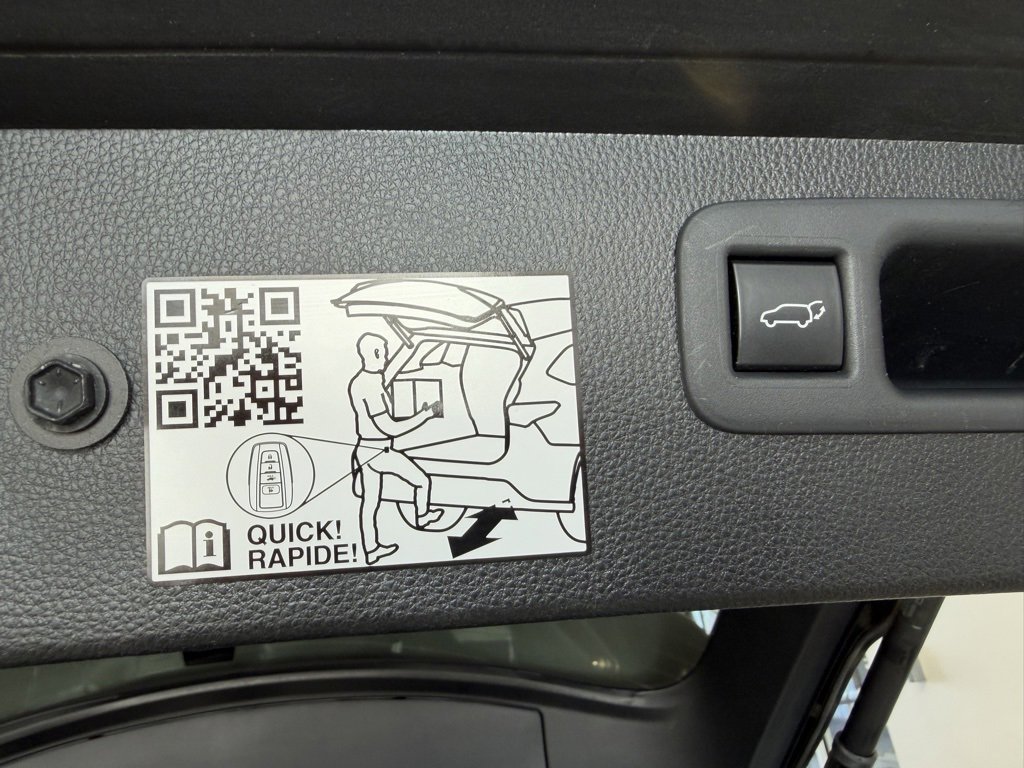 Used 2022 Toyota Highlander Limited image 37