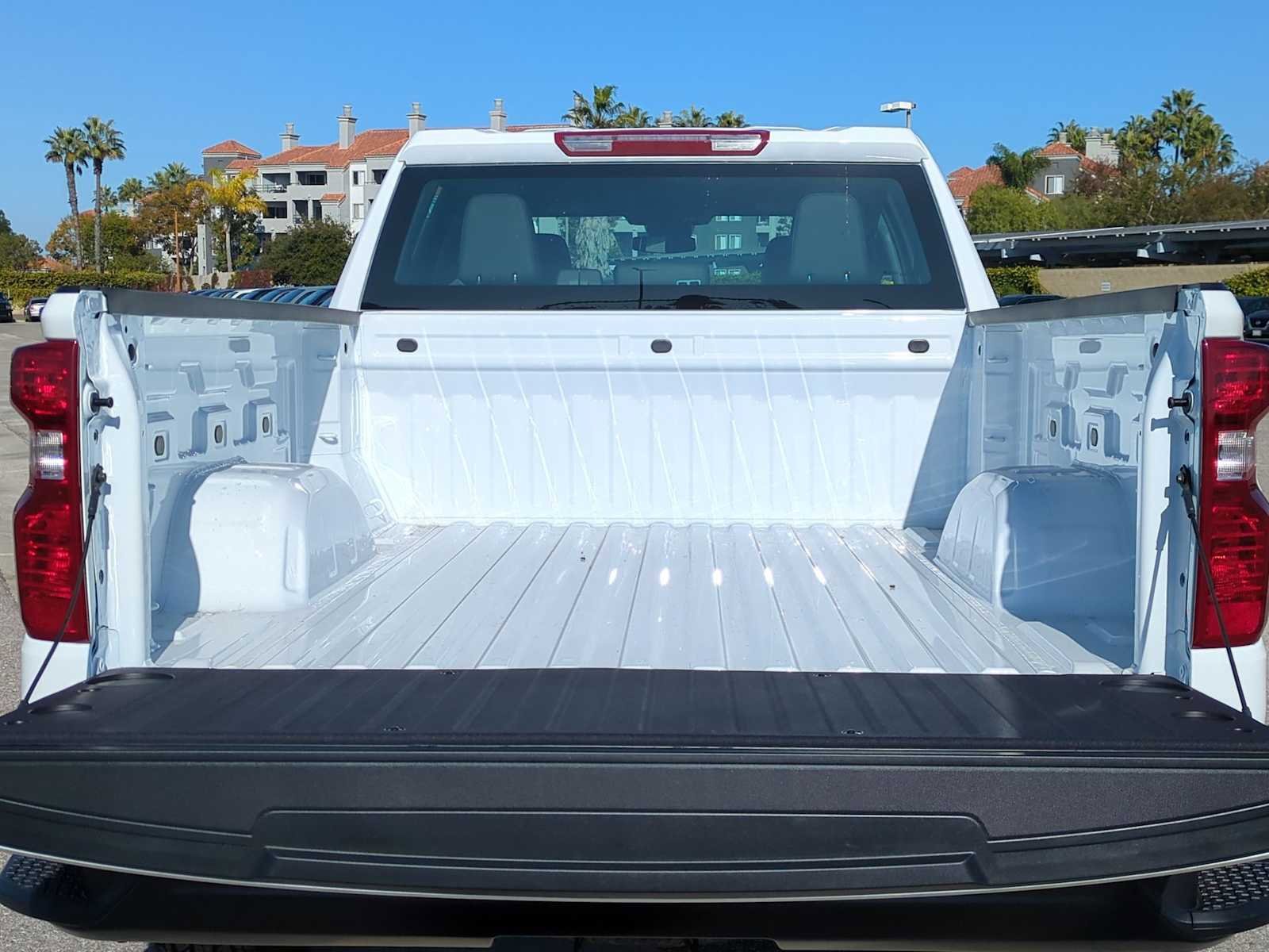 Used 2026 Chevrolet Silverado 1500 W/T image 23