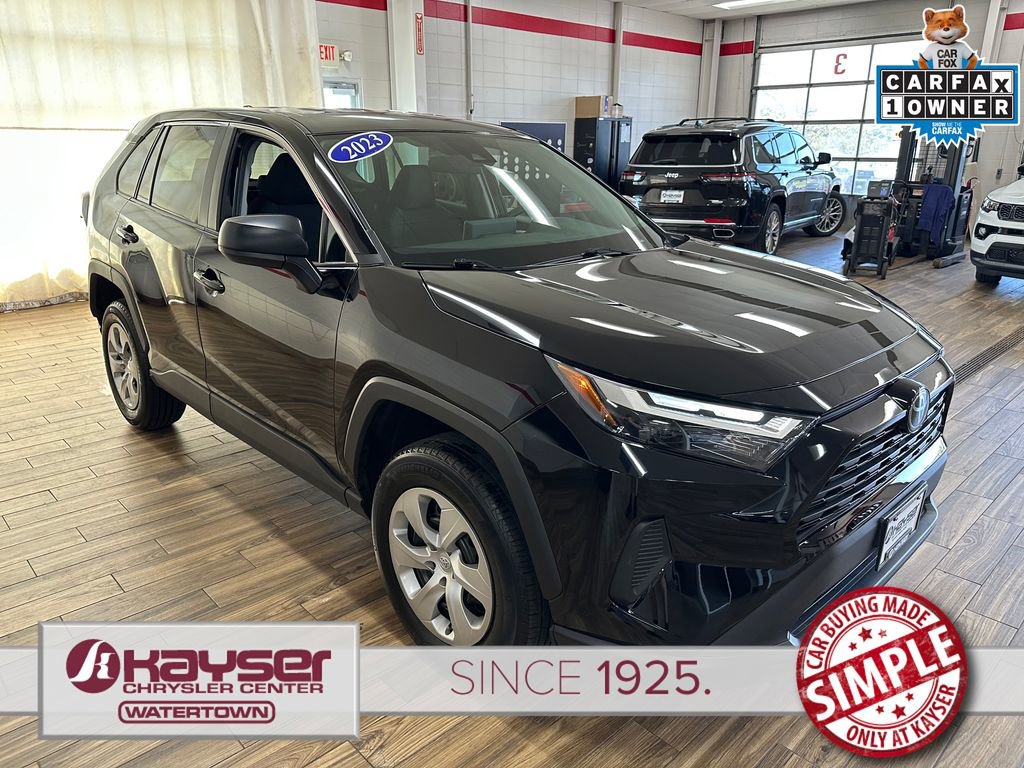 Used 2023 Toyota RAV4 LE AWD/4WD image 6