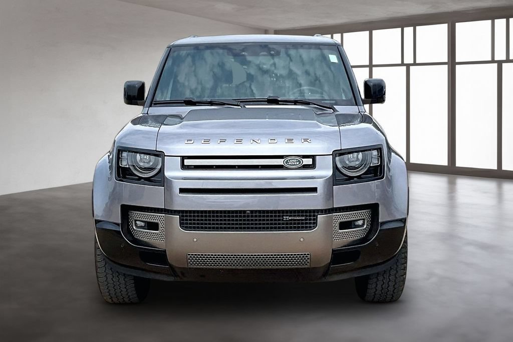 Used 2022 Land Rover Defender 90 X-Dynamic SE AWD/4WD image 3