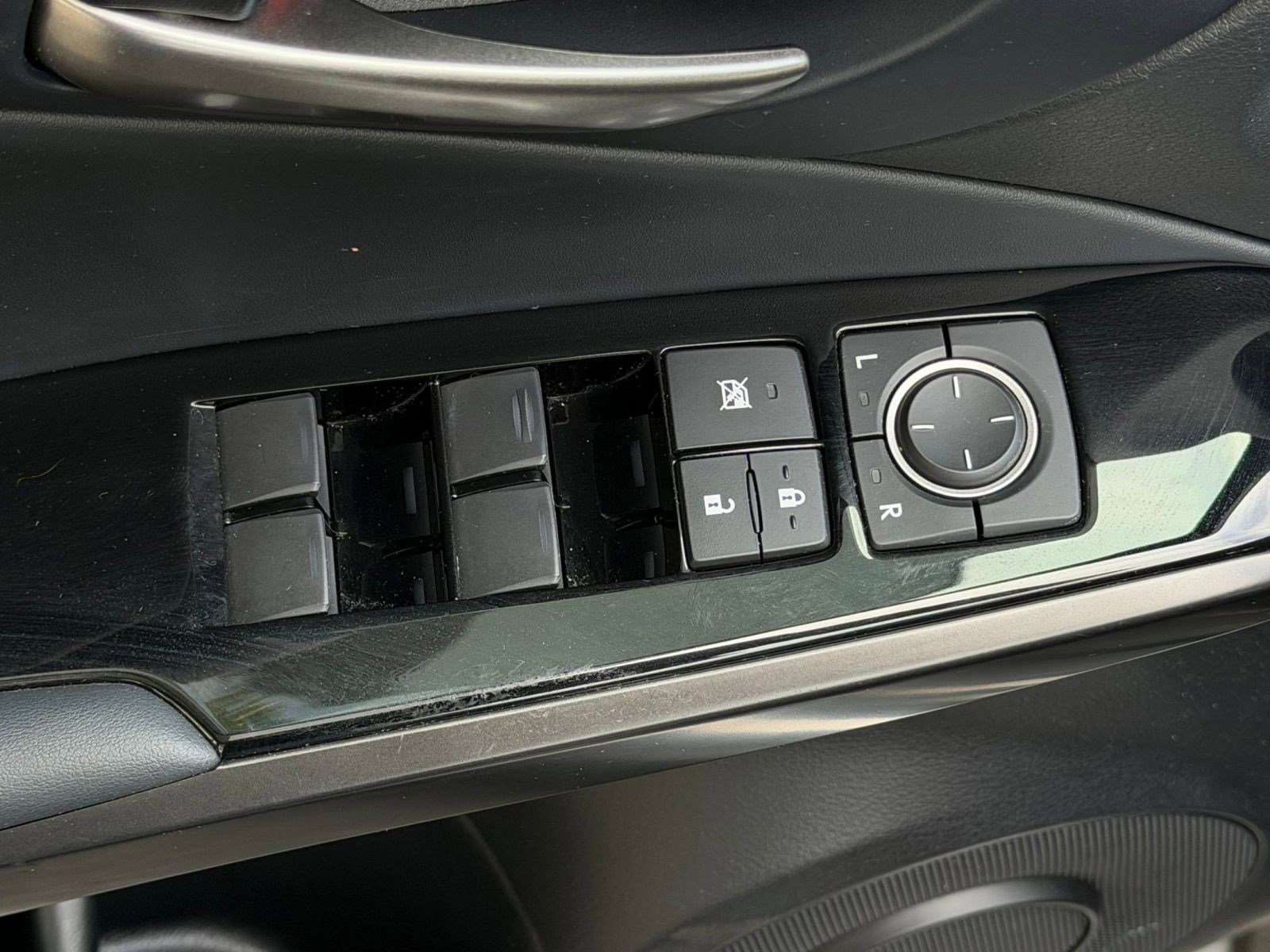 Certified 2022 Lexus IS 300 AWD w/ Comfort Package image 22