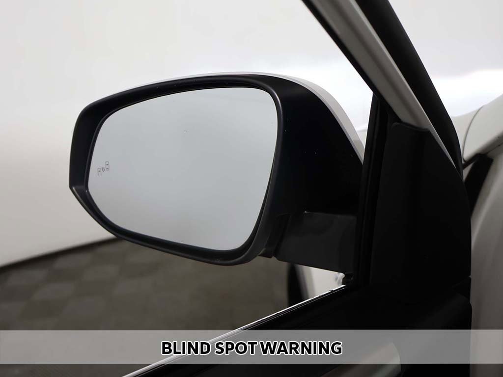 Used 2018 Toyota RAV4 Limited image 6