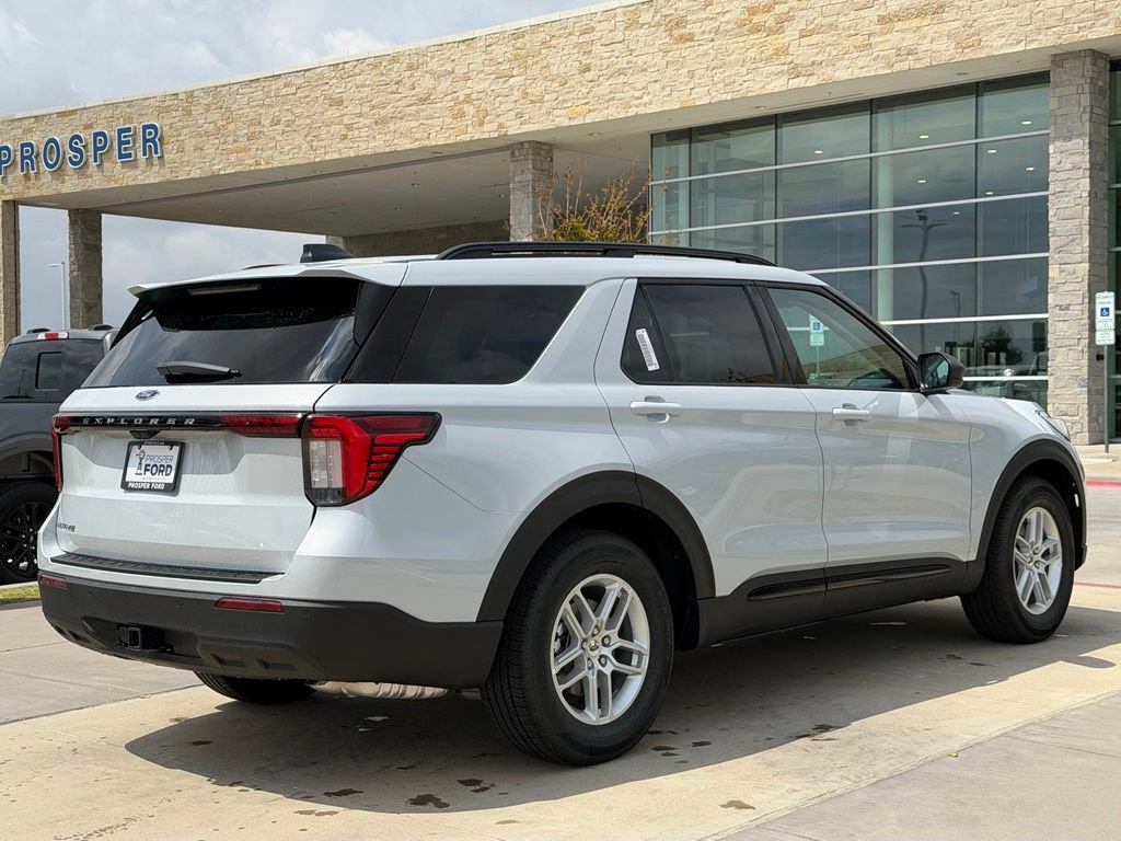 New 2026 Ford Explorer Active RWD image 19