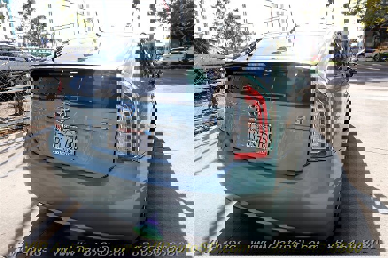 Used 2014 Toyota Prius Four w/ Solar Roof Package FWD image 33