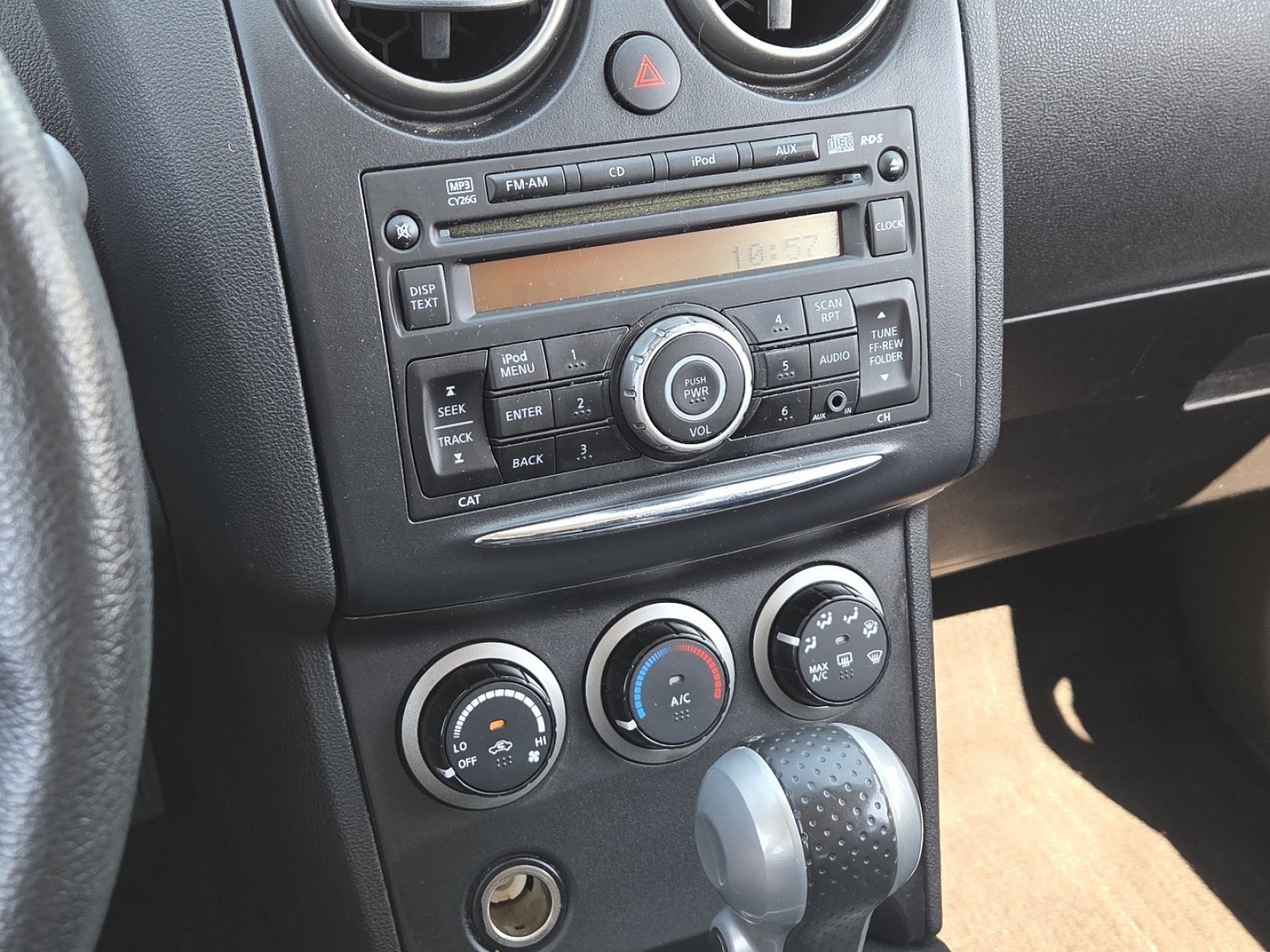 Used 2011 Nissan Rogue S AWD/4WD image 26