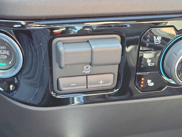 Used 2025 Chevrolet Silverado 1500 High Country AWD/4WD image 20