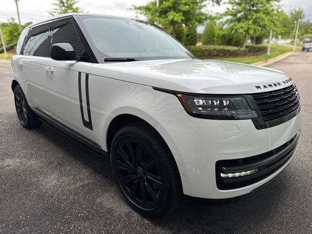 Used 2025 Land Rover Range Rover Long Wheelbase Autobiography AWD/4WD image 6