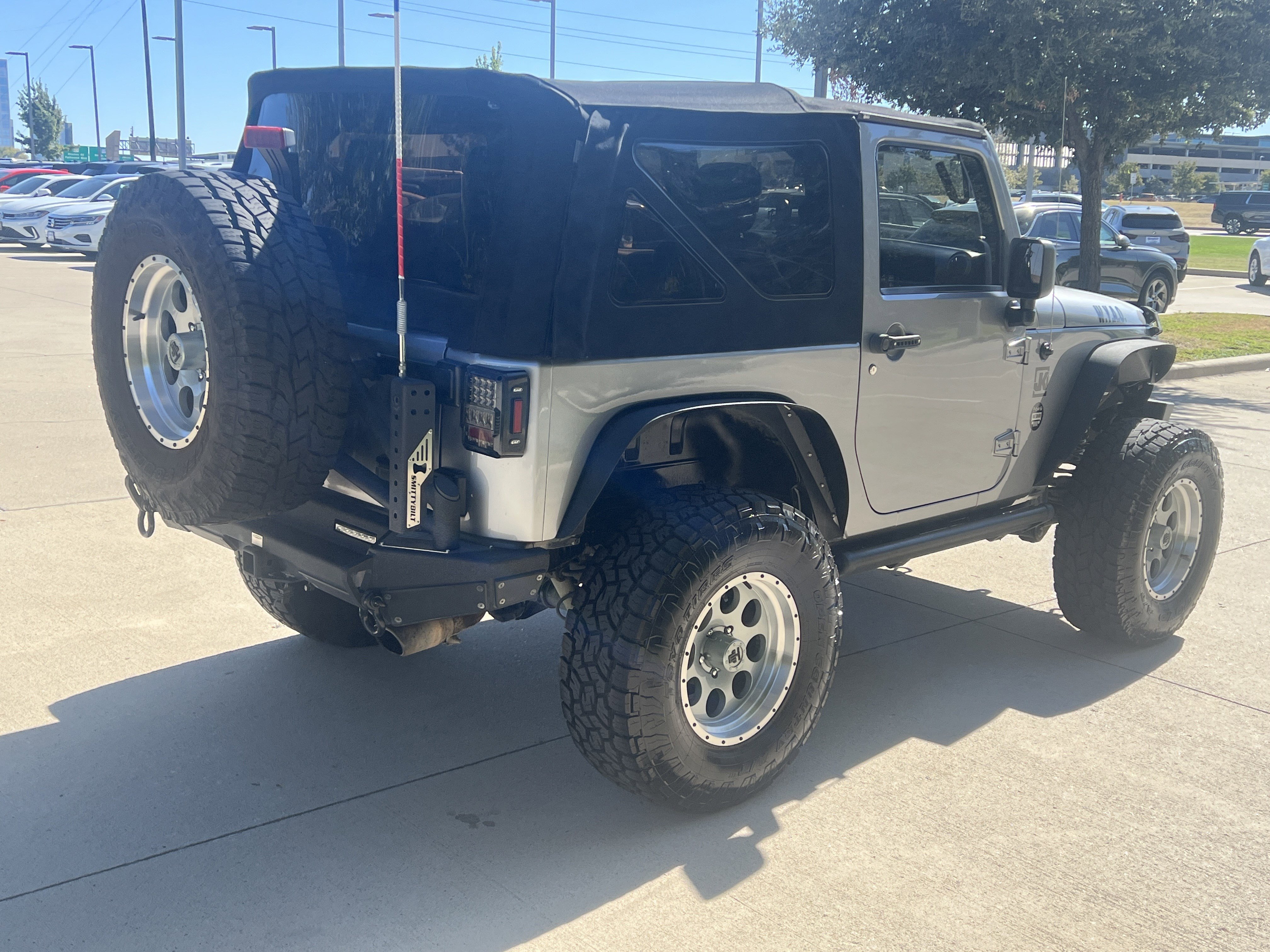 Used 2013 Jeep Wrangler Rubicon w/ PWR Convenience Group image 10