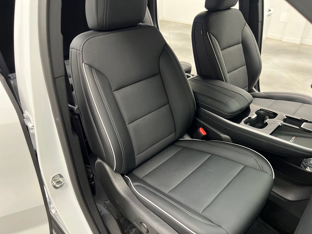 Used 2026 Buick Enclave Preferred FWD image 33