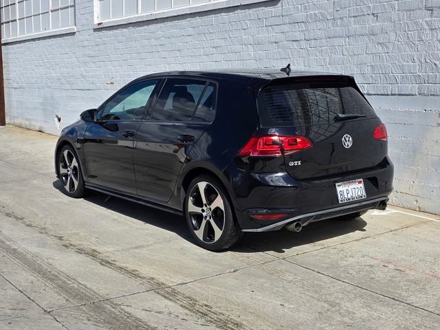 Used 2016 Volkswagen Golf S image 5