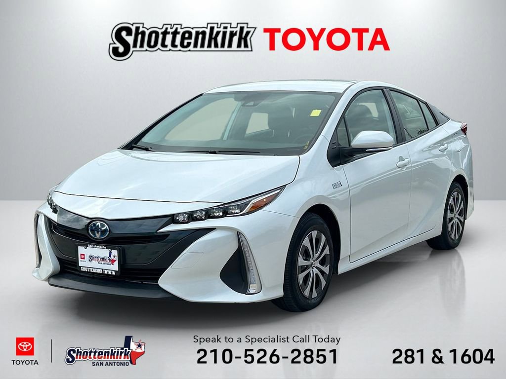Used 2022 Toyota Prius Prime LE FWD image 1