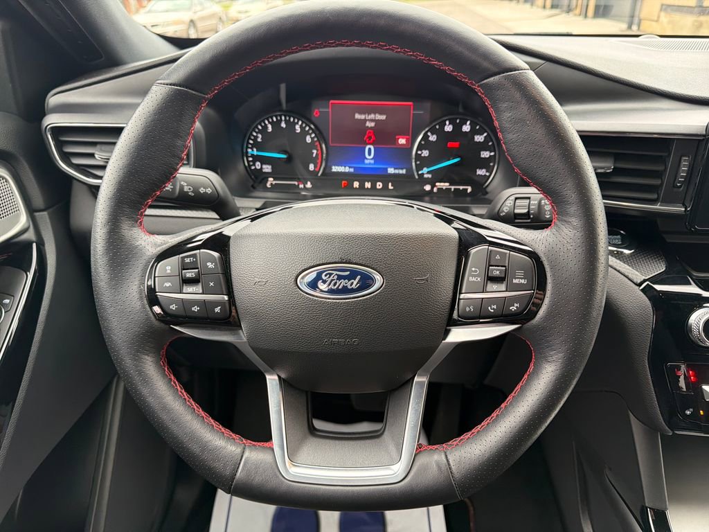 Used 2023 Ford Explorer ST-Line w/ Class IV Trailer Tow Package AWD/4WD image 14