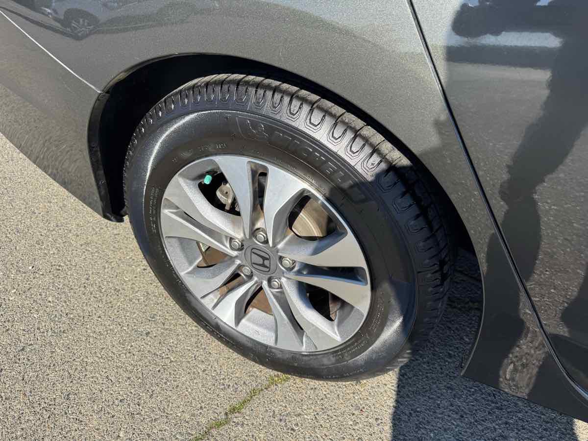 Used 2013 Honda Accord LX image 32