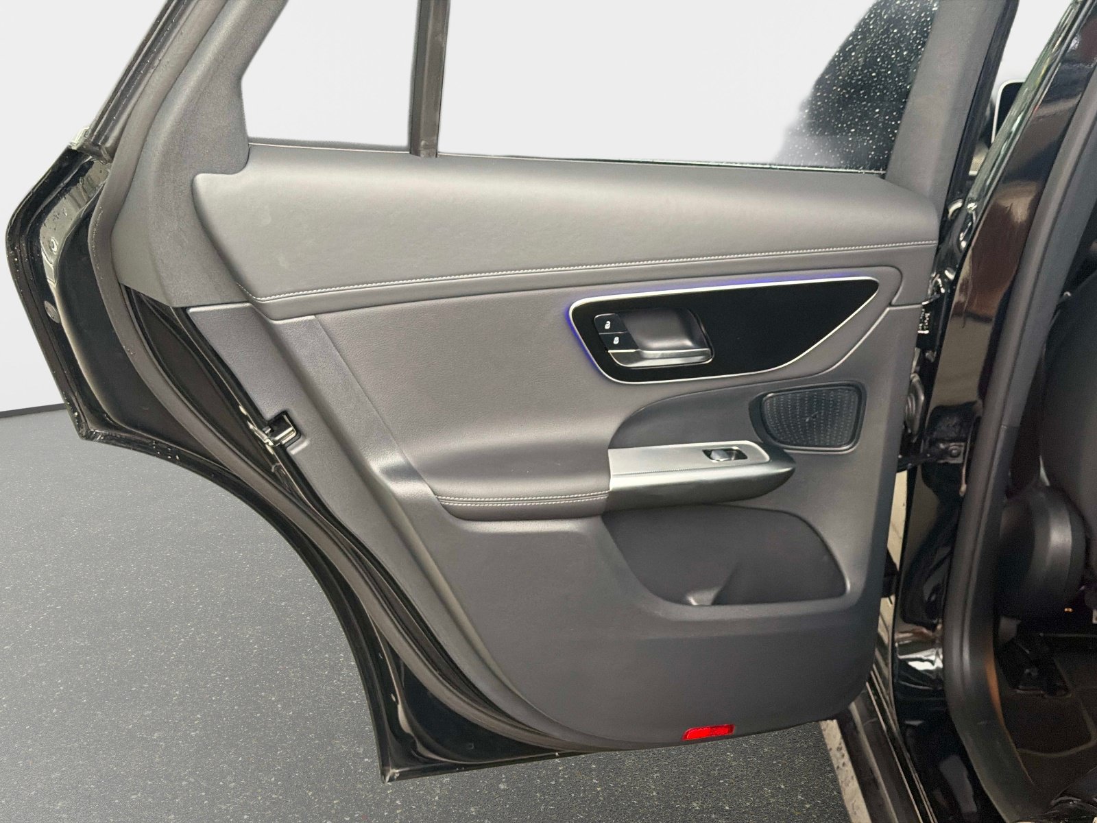 Certified 2026 Mercedes-Benz GLC 300 image 12