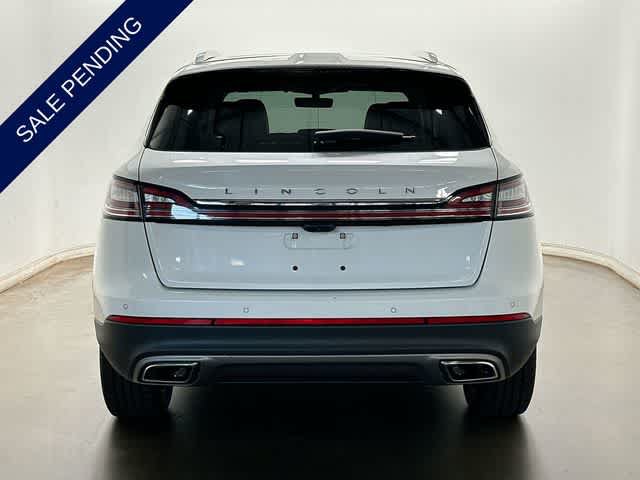 Used 2023 Lincoln Nautilus Reserve AWD/4WD image 4