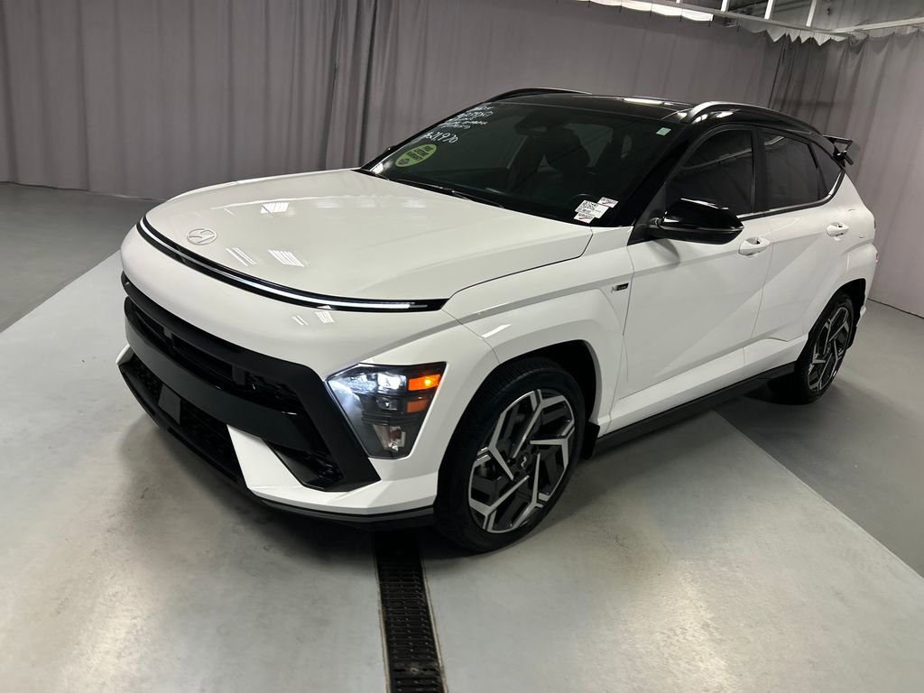 Used 2024 Hyundai Kona N Line image 3
