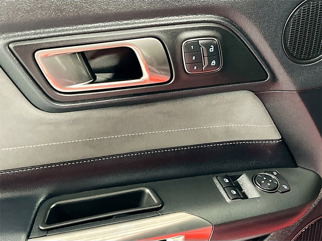 Used 2019 Ford Mustang Shelby GT350 w/ Technology Package image 18