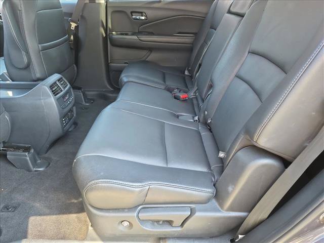 Used 2016 Honda Pilot Touring image 22
