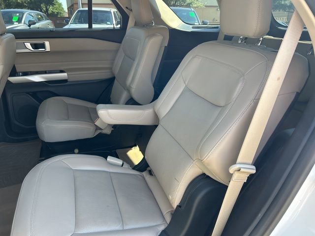 Used 2021 Ford Explorer Limited w/ Equipment Group 301A RWD image 10