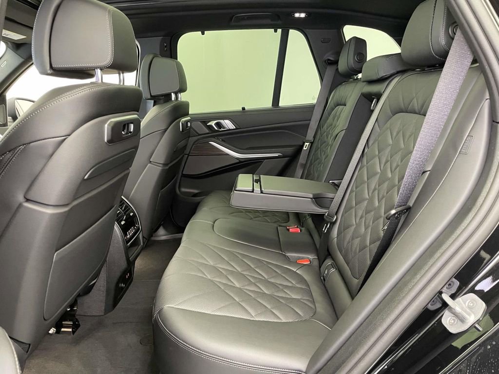 New 2026 BMW X5 xDrive50e w/ Executive Package AWD/4WD image 16