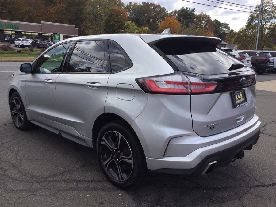Used 2019 Ford Edge ST w/ Cold Weather Package image 8