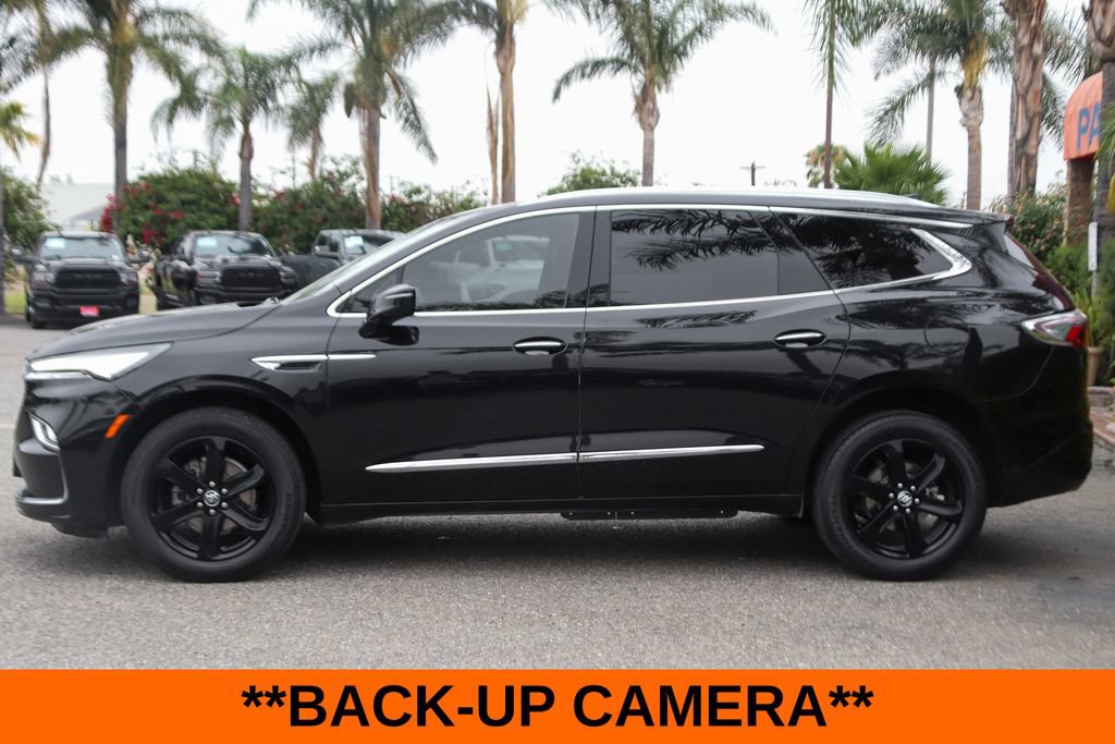 Used 2024 Buick Enclave Essence w/ Sport Touring Edition FWD image 5