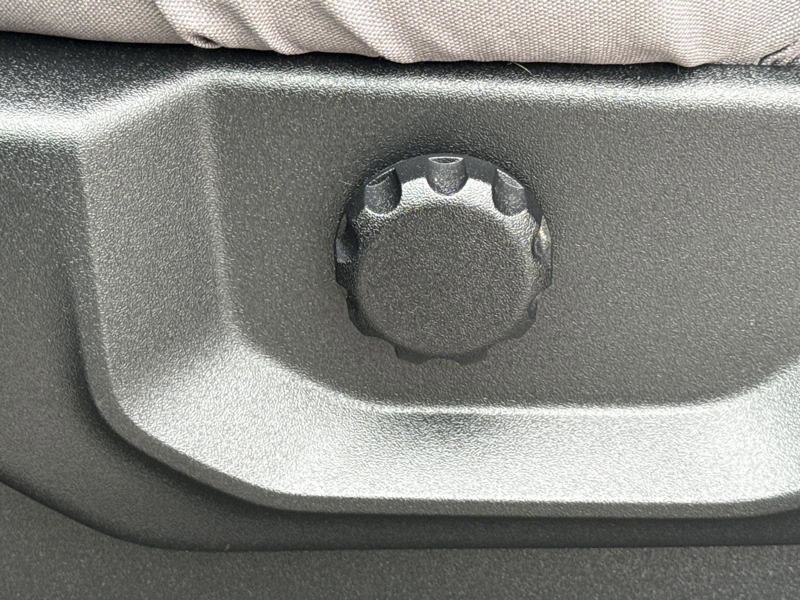 Used 2020 Ford F150 XL w/ Equipment Group 101A Mid image 15